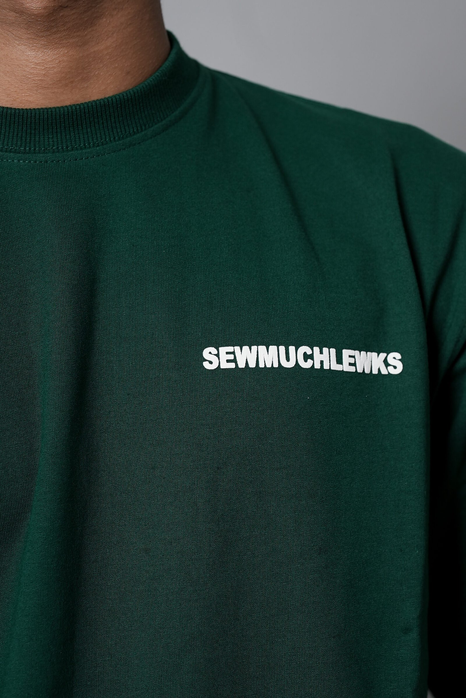 Minimal Logo Oversized Tee – Green - Image 4