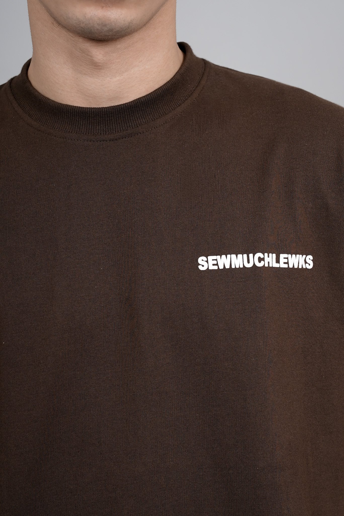 Minimal Logo Oversized Tee – Brown - Image 6