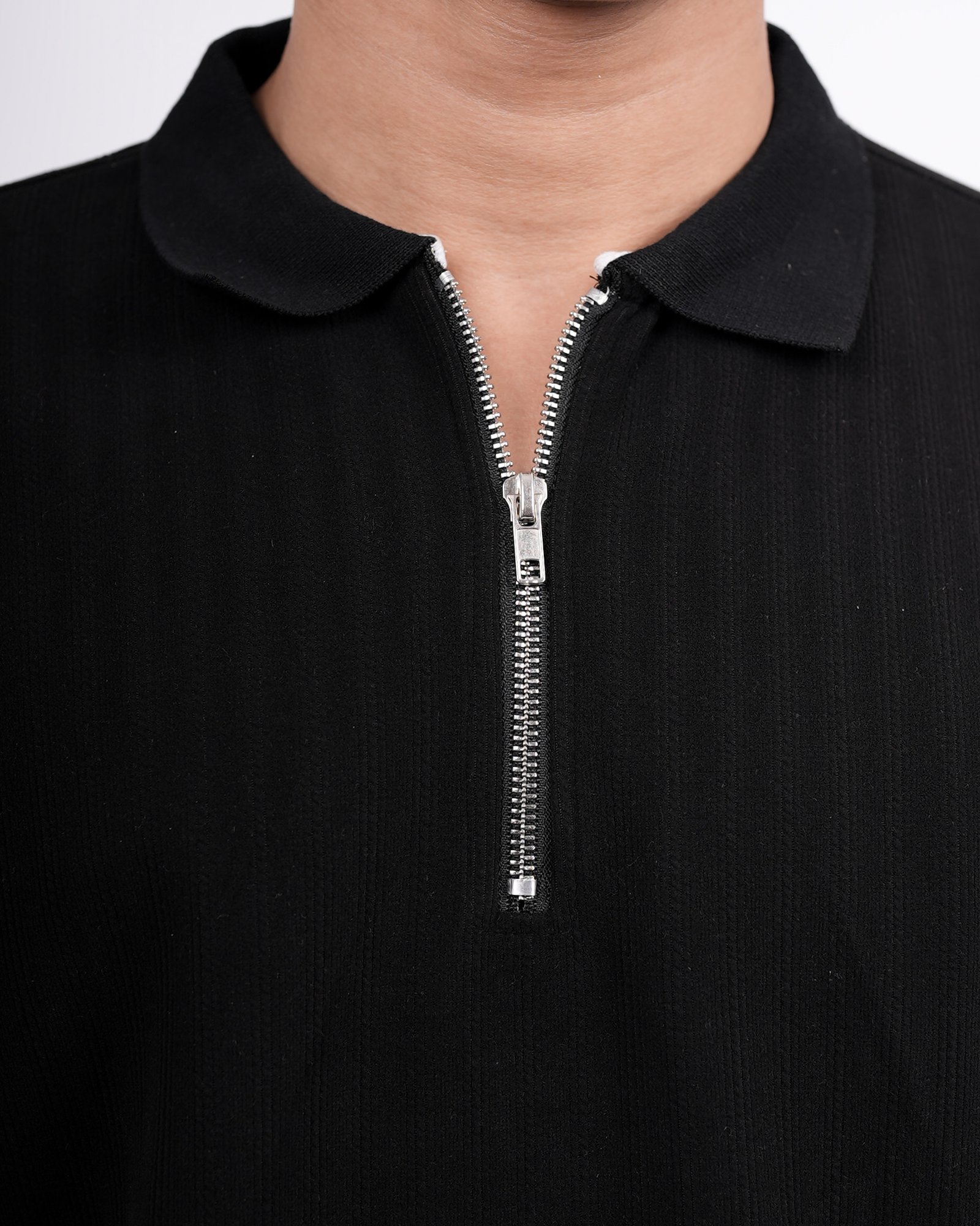 Zip Textured Polo – Black - Image 2