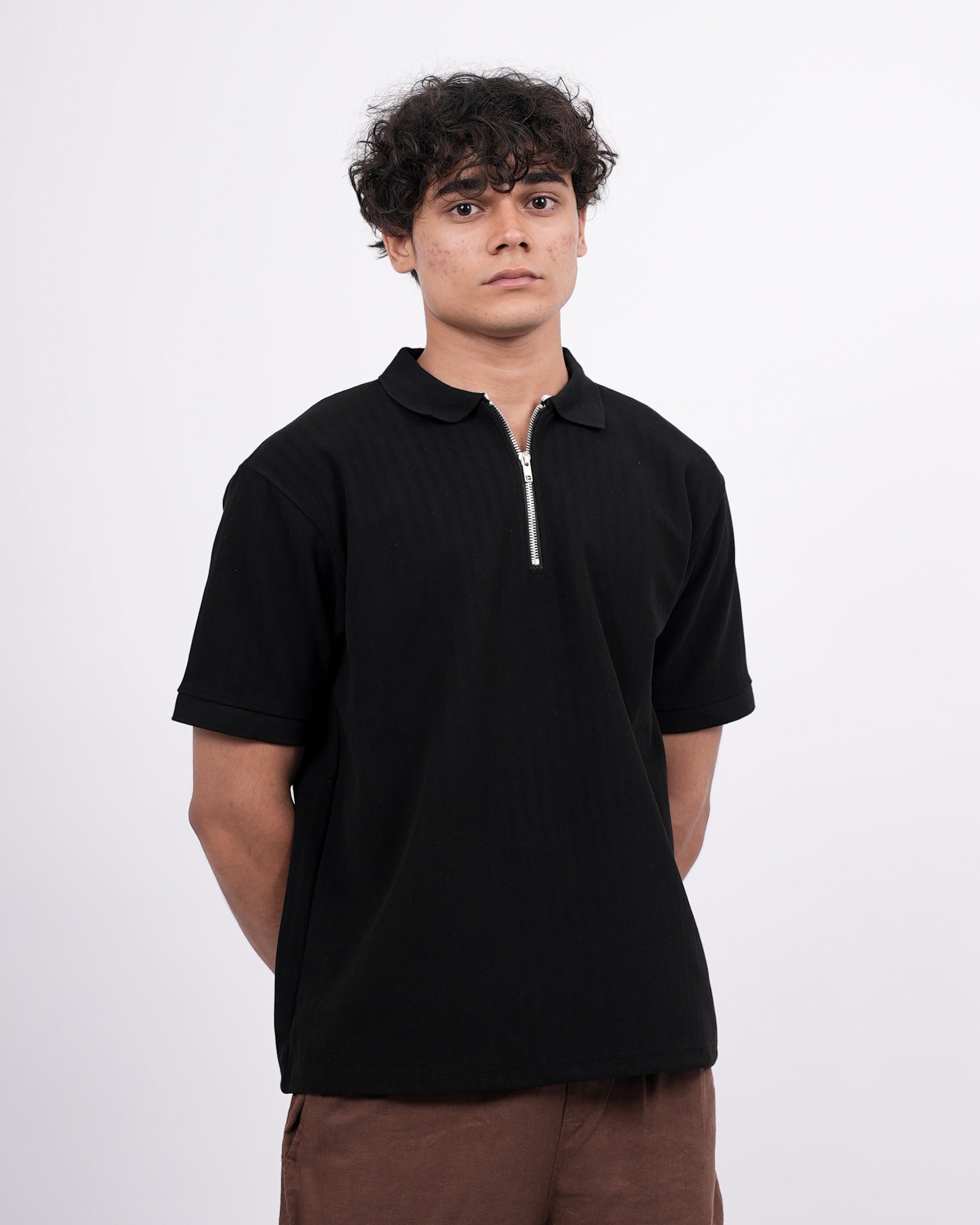 Zip Textured Polo – Black - Image 3