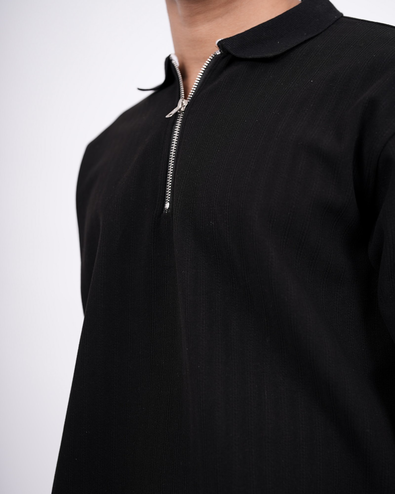 Zip Textured Polo – Black - Image 5