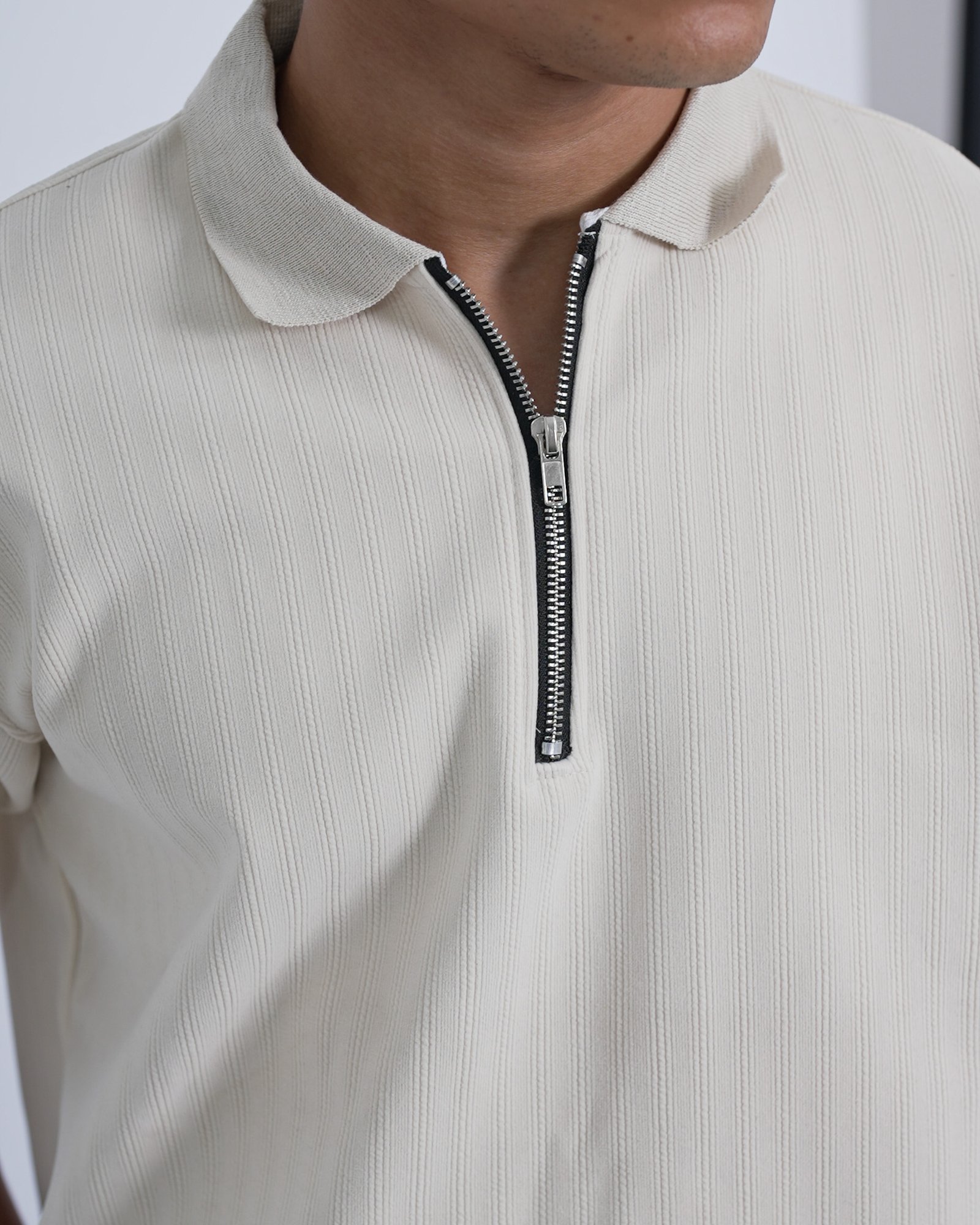 Zip Textured Polo – Off White - Image 7